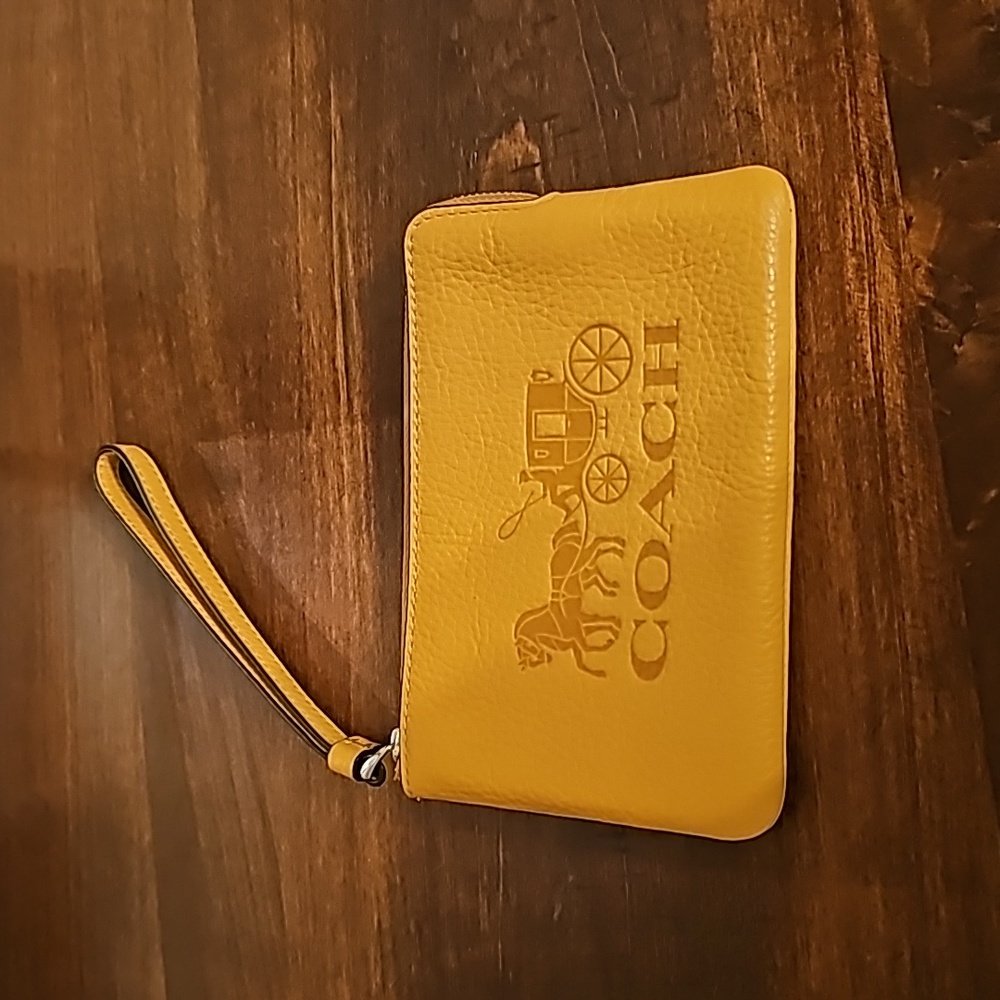 Authentic Horse and Carriage Coach Wristlet